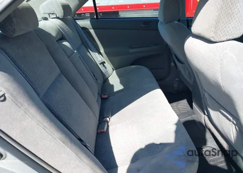 2004 Toyota Camry Le from USA, damaged, VIN 4T1BE32K94U832506